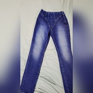 Never Worn! New Good American Good Legs High Rise Blue Jeans